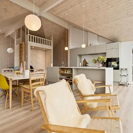 Holiday home Pontus - 500m From The Sea By Interhome